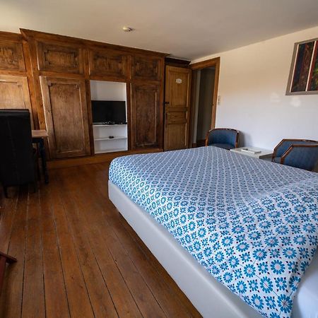 Le Richmond Otel Godinne Dış mekan fotoğraf